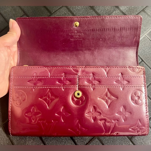 Louis Vuitton Vernis Long Wallet - Picture 10 of 11